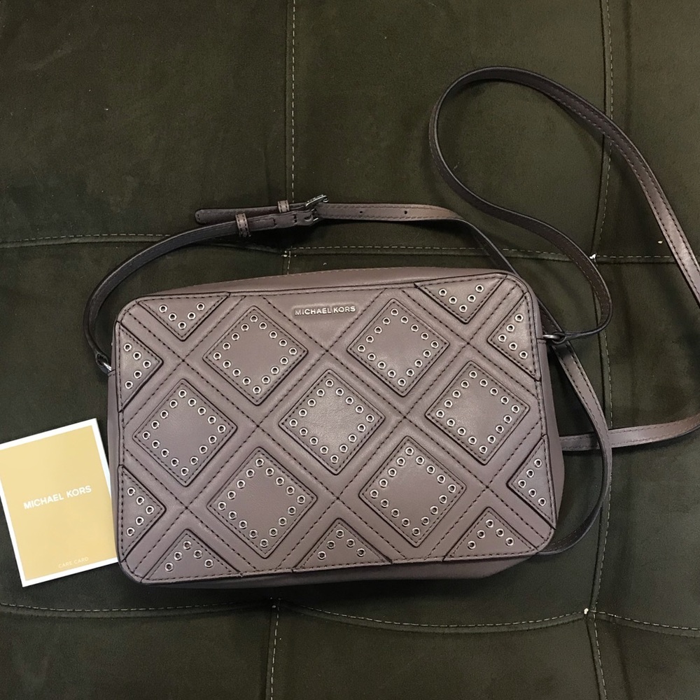 MICHAEL KORS Gray DIAMOND GROMMET Crossbody Bag